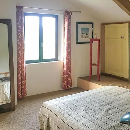 Holiday home 4 Bedroom Stunning In