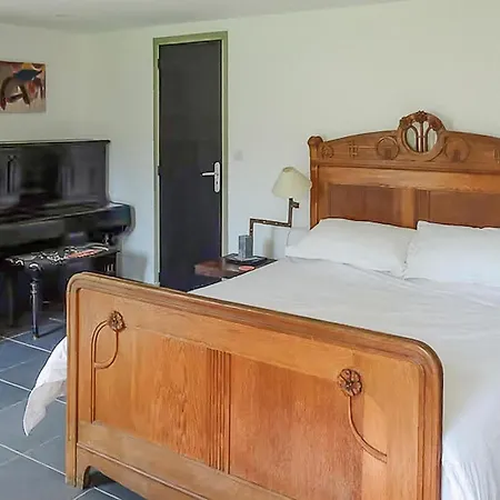 4 Bedroom Stunning In Holiday home Beussent